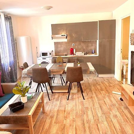 Appartement Quartier Populaire A Perpignan Luaran gambar
