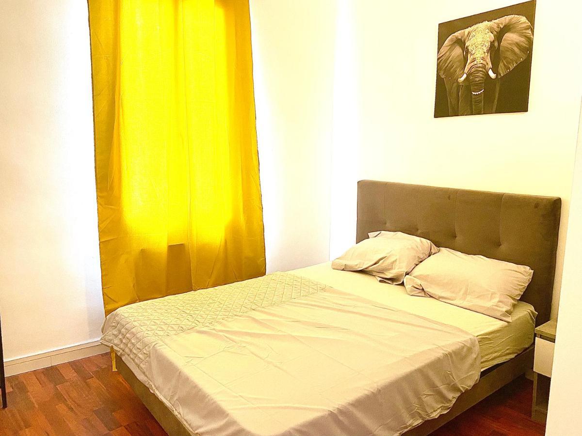 Appartement Quartier Populaire A Perpignan Luaran gambar
